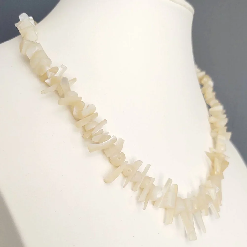 Cream shell & stone necklace